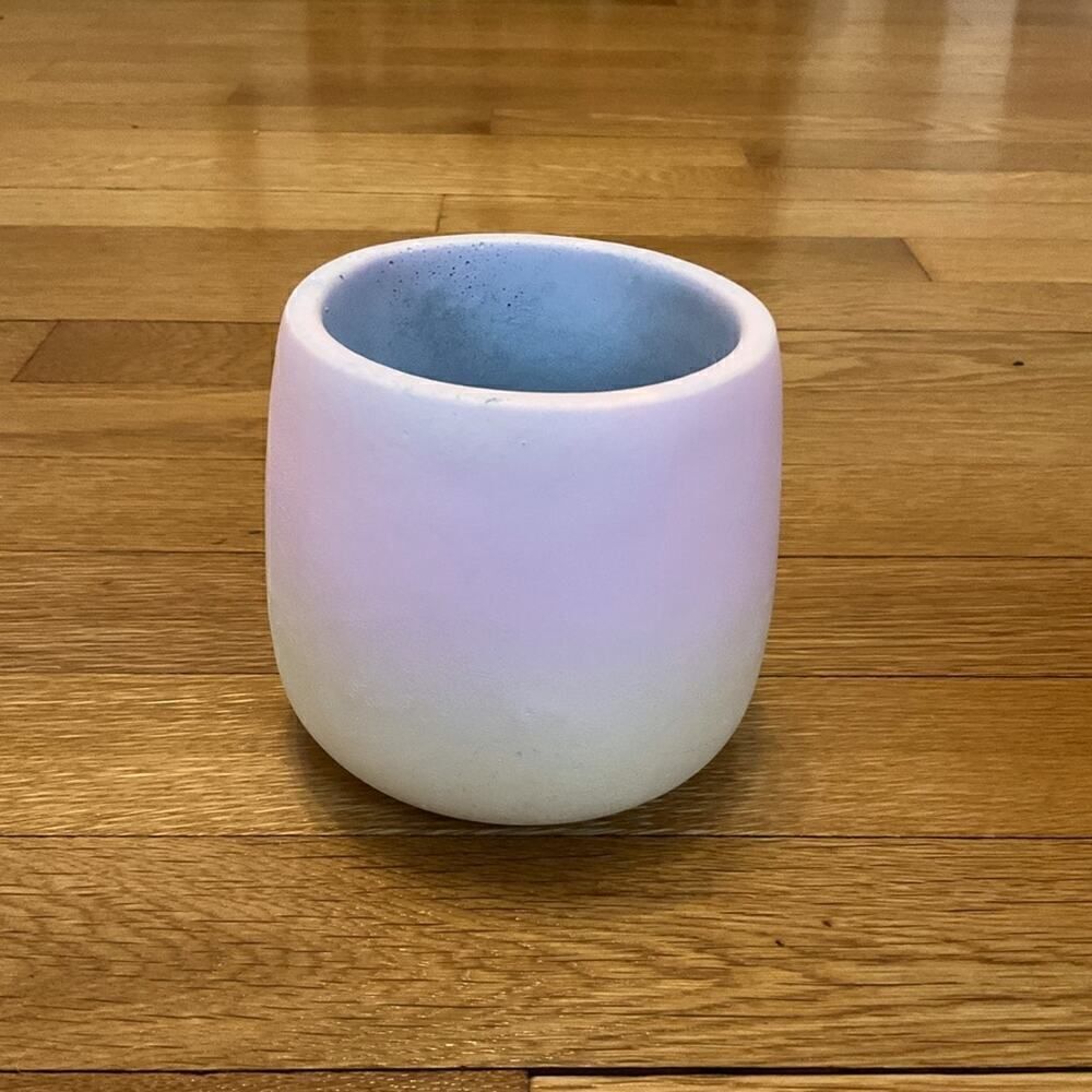 Sunset Park Gradient Cement Planter NWT